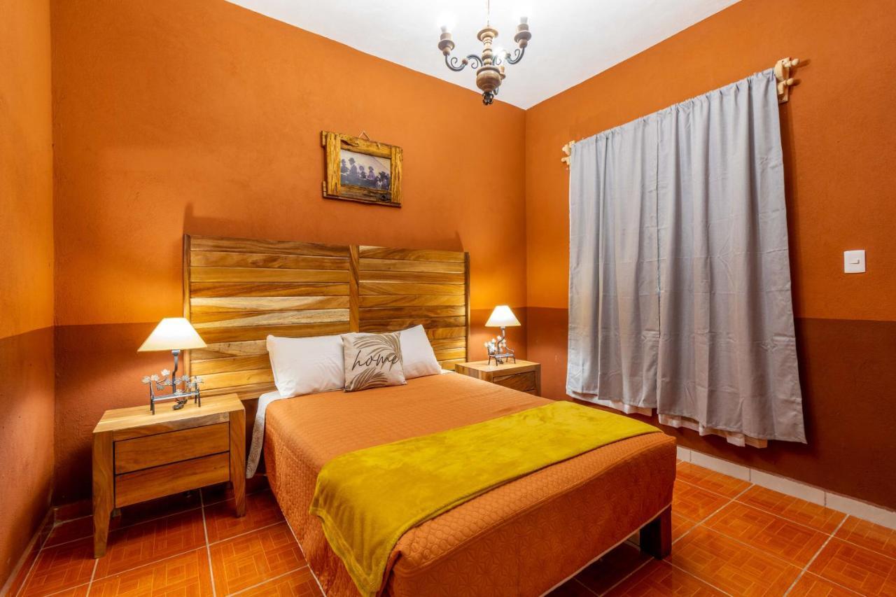 Hosteria Casa Marquez León Exterior foto